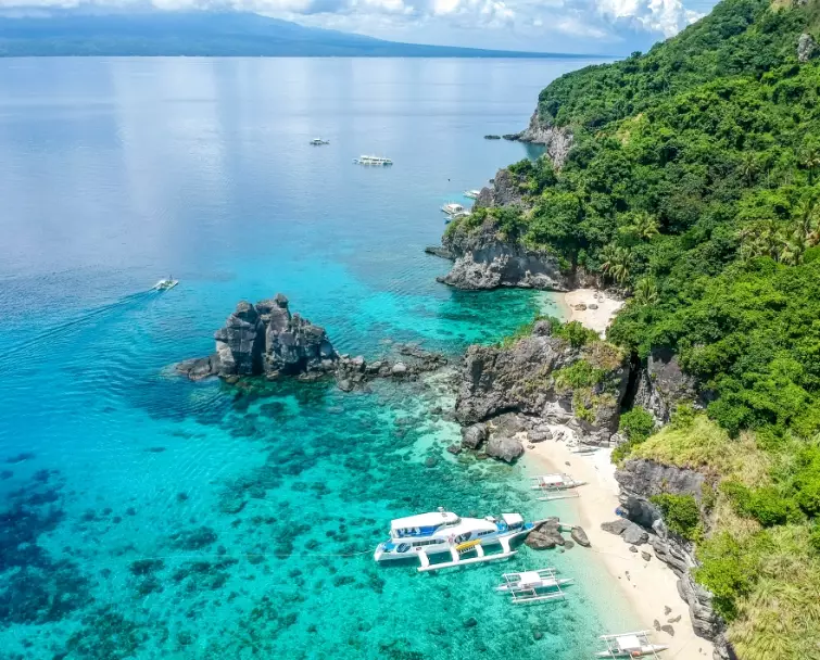 Philippines liveaboard diving