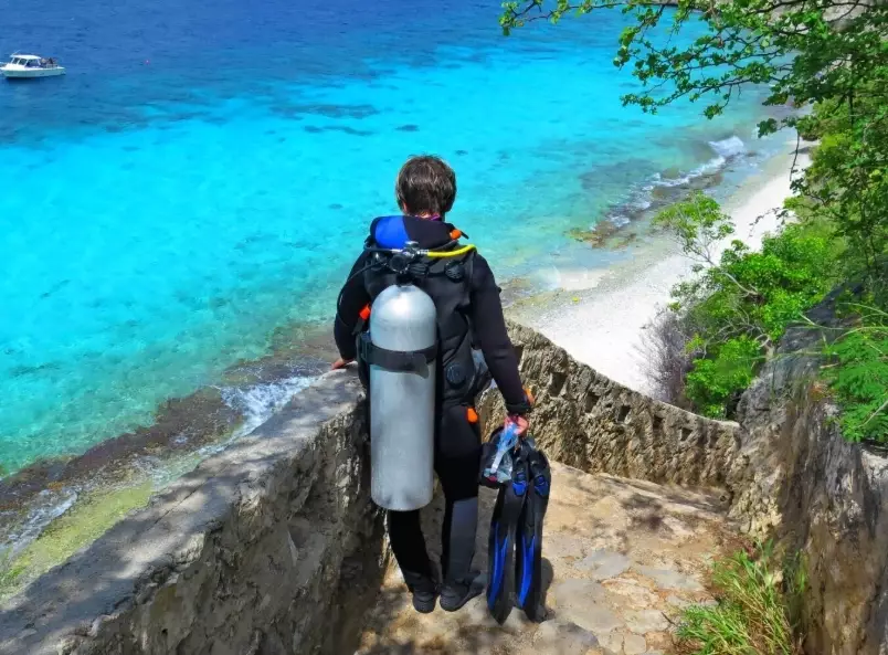 affordable shore diving