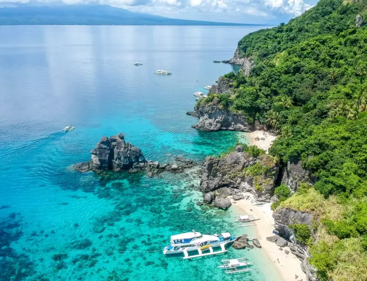 Philippines liveaboard diving