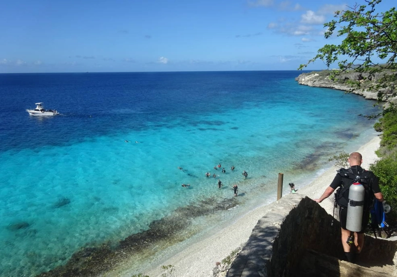 November scuba diving weather