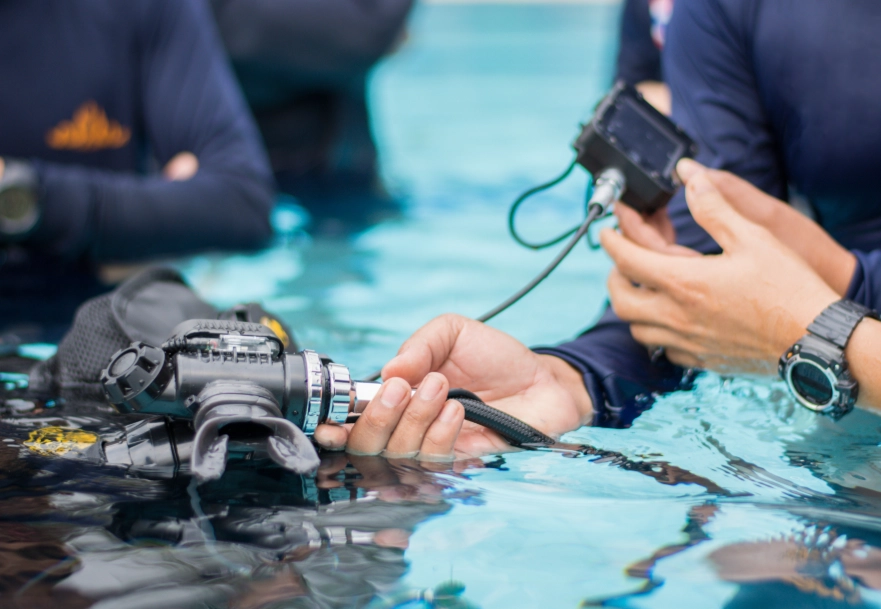 The Science of Safe High Diving: How Pros Avoid Injury