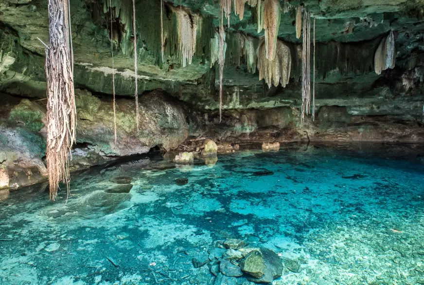 cenote diving Yucatan