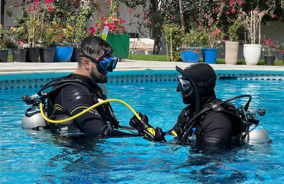 scuba diving basics