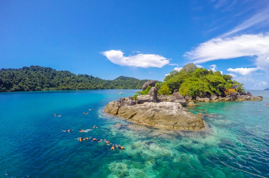 best diving in Thailand