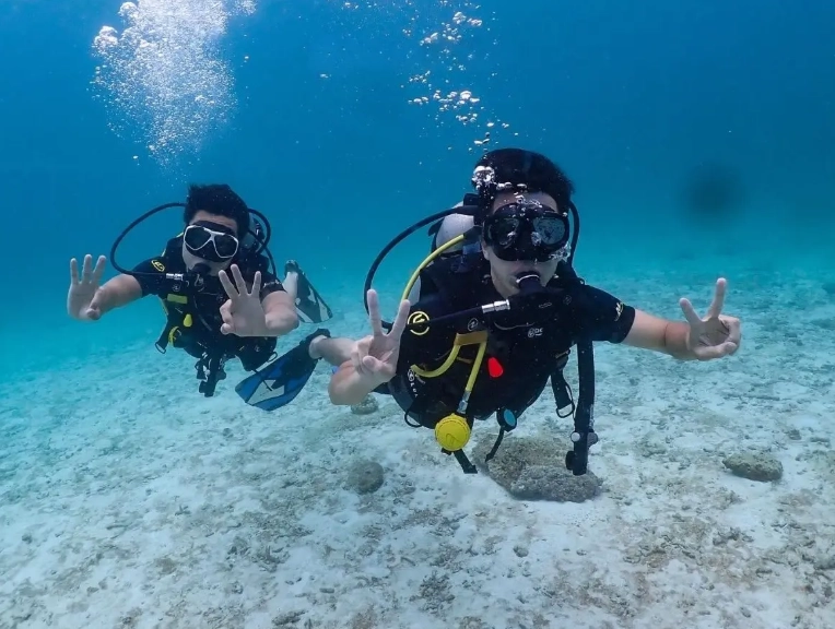 learn to dive Phuket