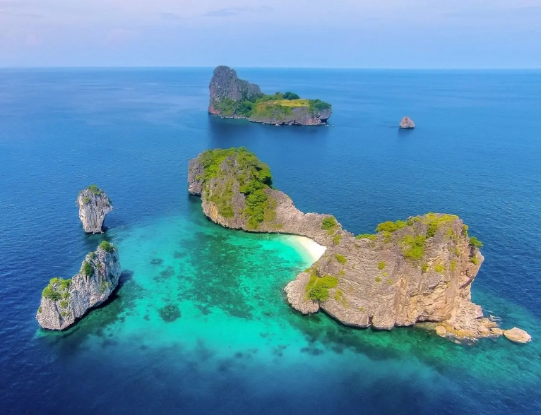 Thailand diving islands
