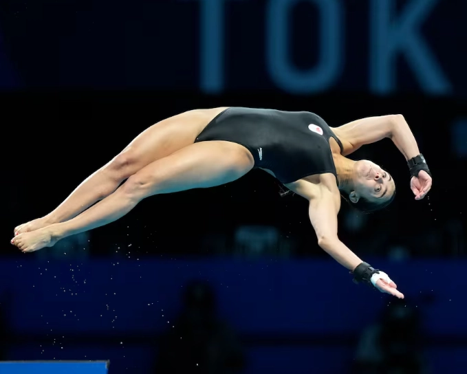 springboard diving